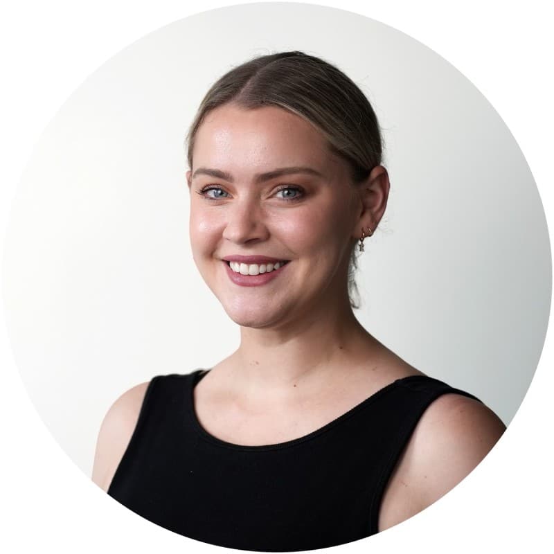 Elizabeth Clapson headshot